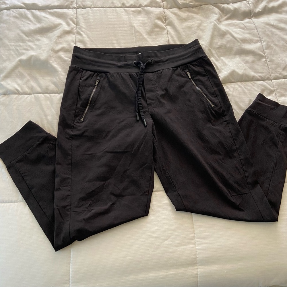 Athleta Trekkie North Jogger Size 10